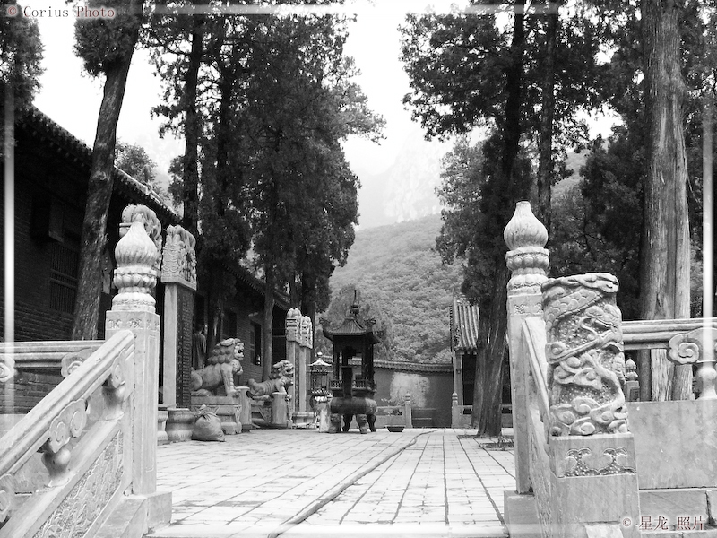 FaWang Si - Temple Fawang - 44  ---  Taille du fichier haute définition : 2199 x 1649