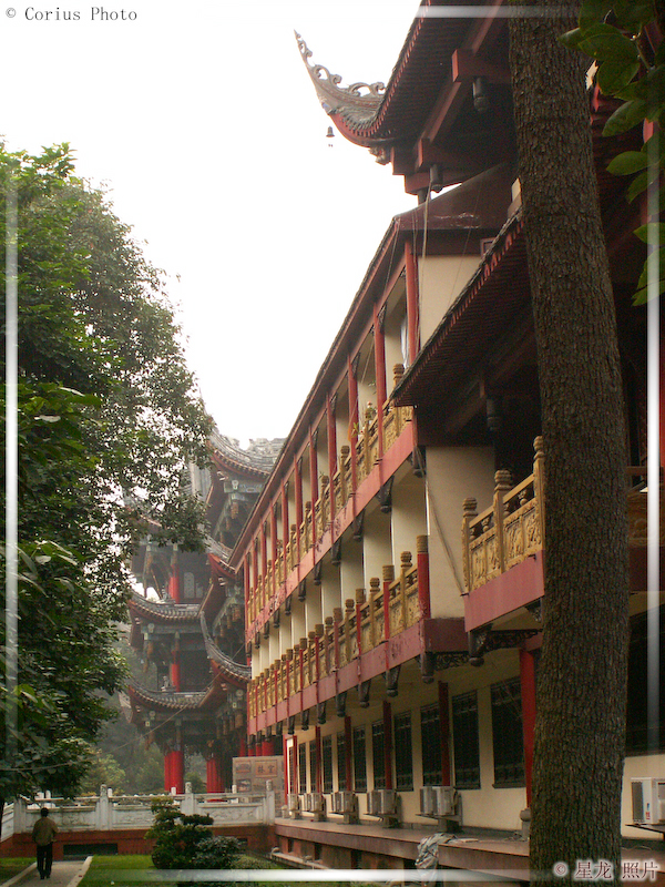 Temple WenHua - 40  ---  Taille du fichier haute définition : 1704 x 2272